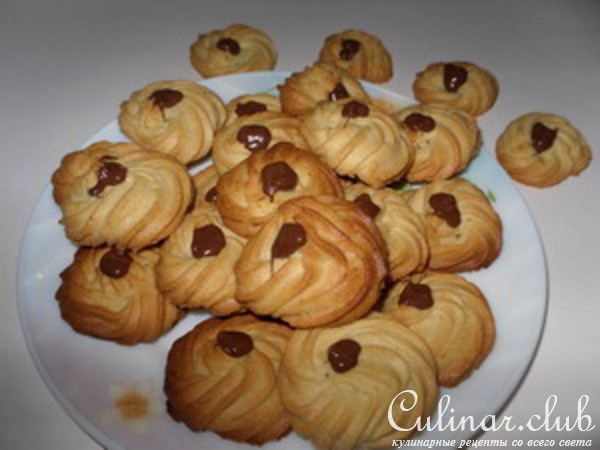 Песочное печенье с шоколадом
