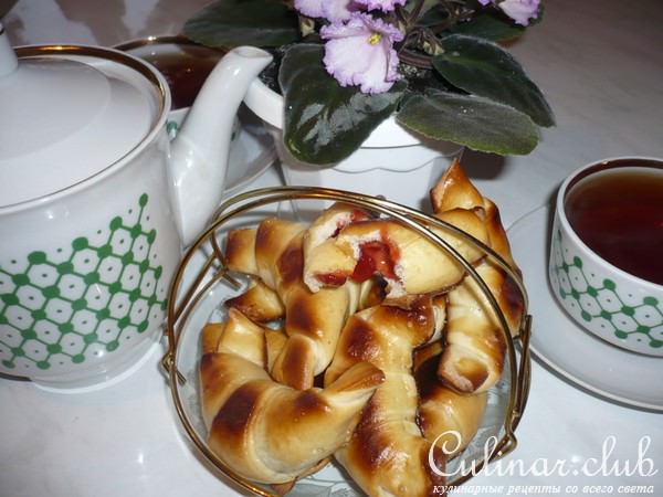Круассаны с джемом
