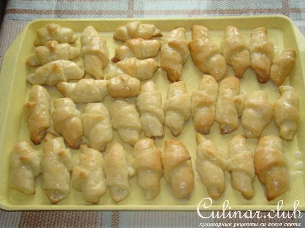 Рогалики творожные в сахарной глазури(вариант).