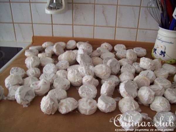Пряники из творожного теста.