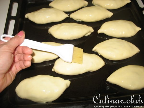 Быстрые пирожки с капустой и грибами