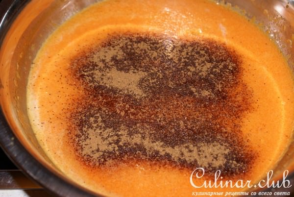 Тыквенные булочки с яблоками в карамельной заливке