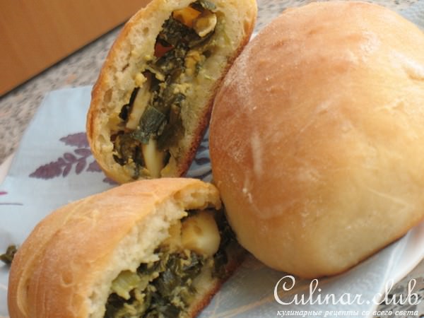 Пирожки с зеленым луком и яйцом