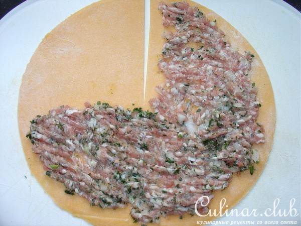 Мясные уголки или Слоёные чебуреки.