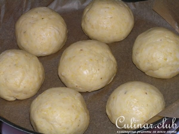 Гороховые булочки с оливковым маслом и травами