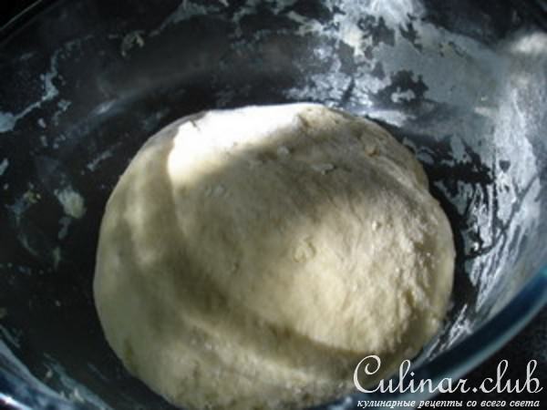 Пирог с курицей и смородиной.