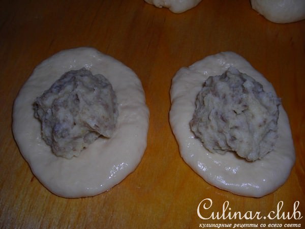 Жареные пирожки с картошкой и печёнкой