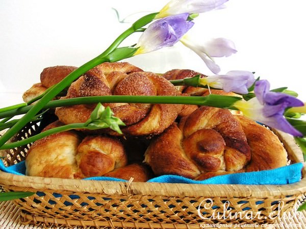 Сдобные коричные булочки- витушки. Для именинницы.