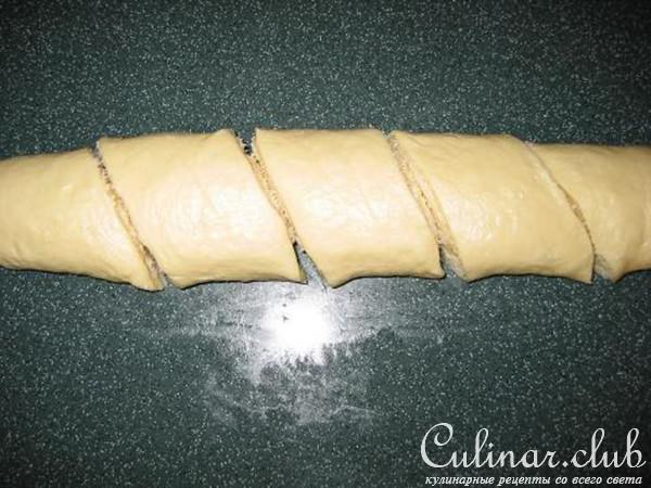 Булочки к чаю:кокосовые и с корицей