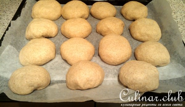 Булочки с яблочным повидлом и корицей
