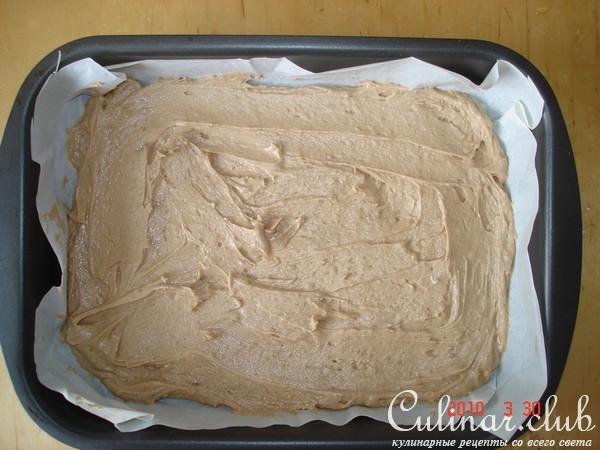 Пряничные пирожные с джемом из красной смородины