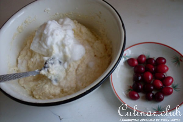 Сырники с клюквой из духовки