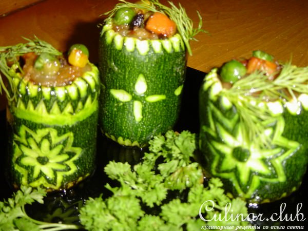Фаршированные цуккини