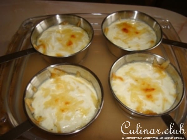 Яйца-кокот со сливками