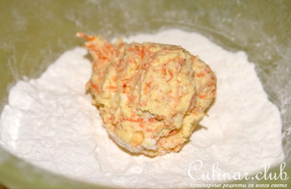 Сырники с сырой морковью