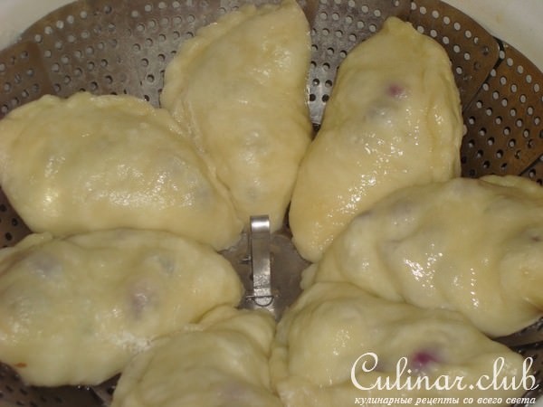 Вареники летние с черной смородиной(для любителей кислинки)