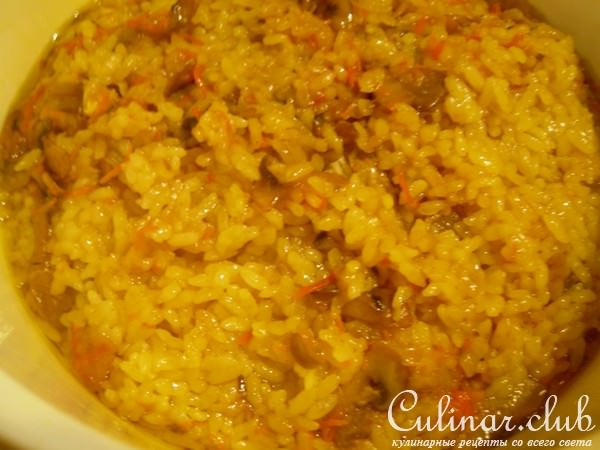 Плов с шампиньонами