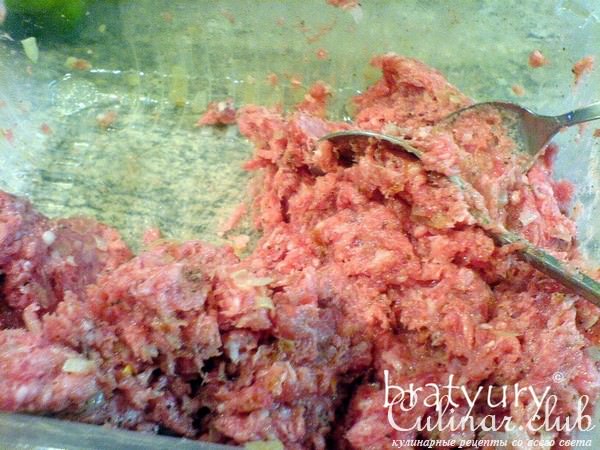 Перцы, фаршированные молотым мясом