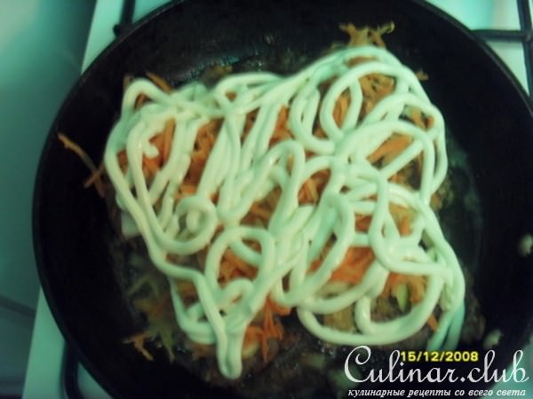 Сочная уточка под овощной шапкой