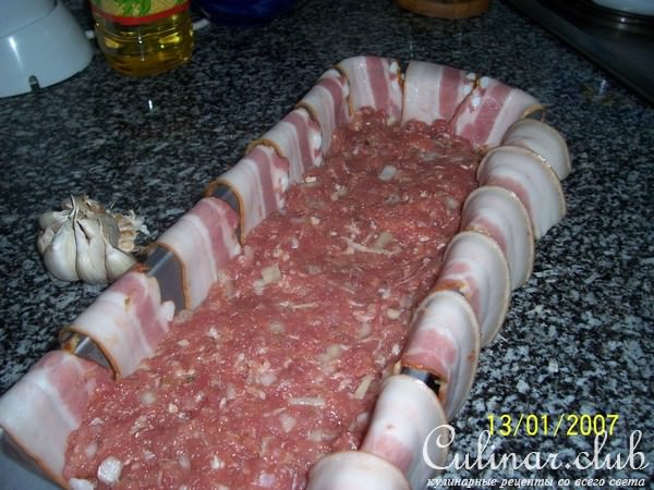 мясо в беконе