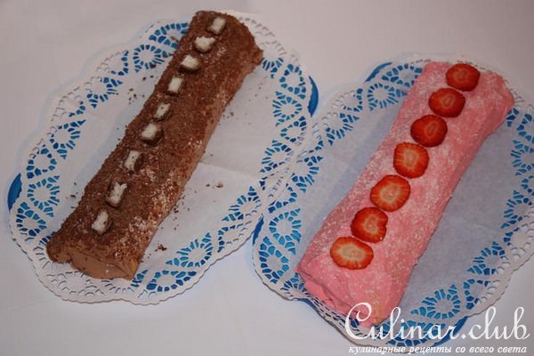 Нежные рулеты с баунти и клубникой