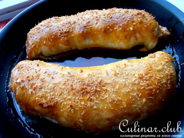 Слоёный рулет с банановой начинкой
