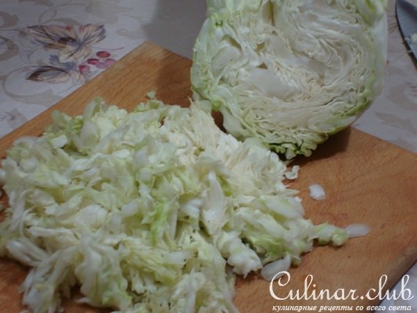 Салат из пекинской капусты с шампиньонами