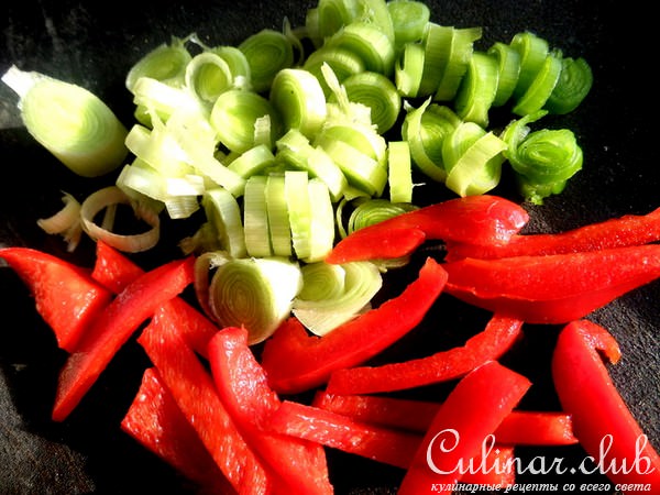 Салат с запечённой морковкой и курицей