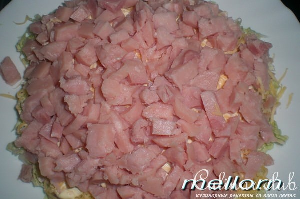 Салат из ветчины и корейской моркови