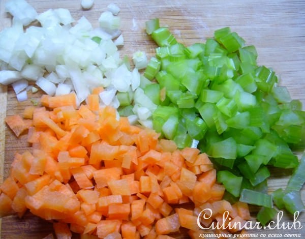Куриный салат с черным рисом