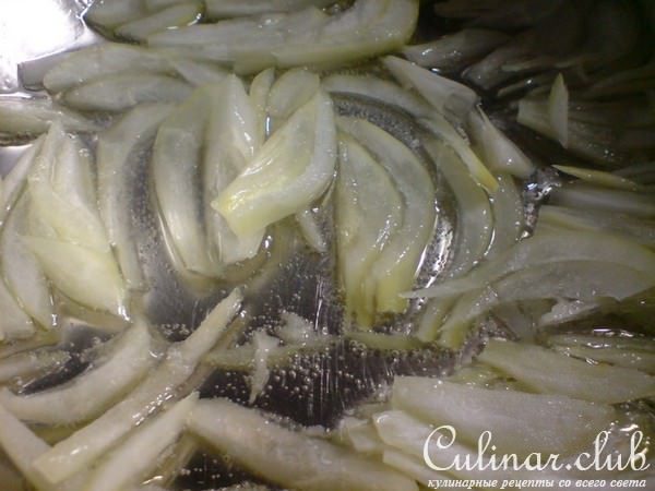 Салат с красной рыбой,черри и авокадо