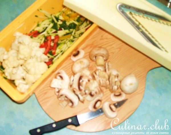 Салат из цветной капусты (два варианта)