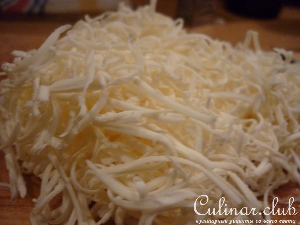Салат с маринованными грибочками
