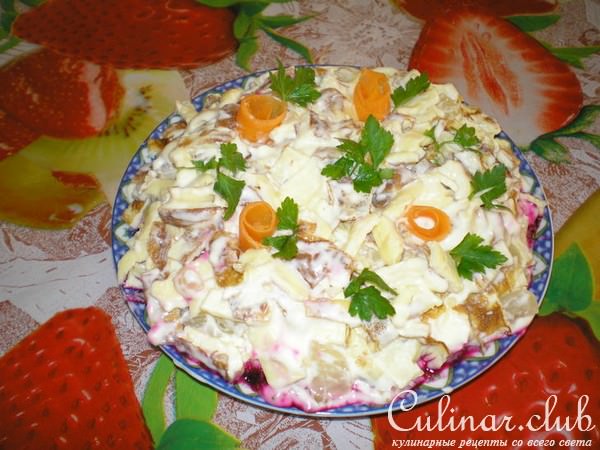 Салат "Расцветающий пень"