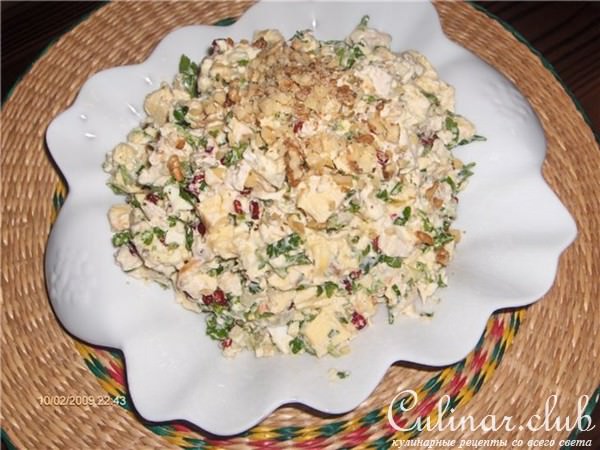 Салат куриный с омлетом