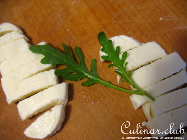 Салат с рукколой