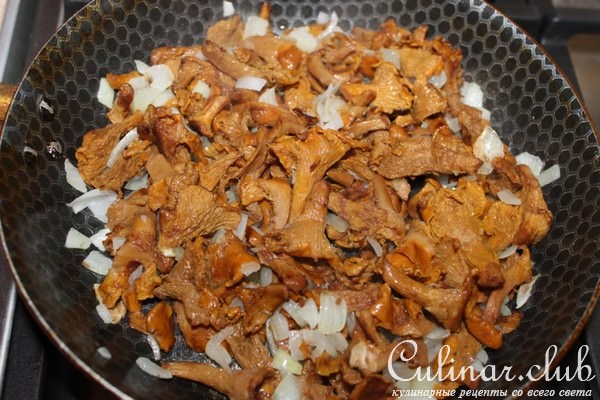 Елочка с лисичками