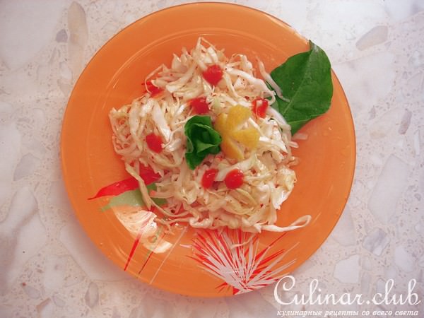 Салатик капустный кисло-острый