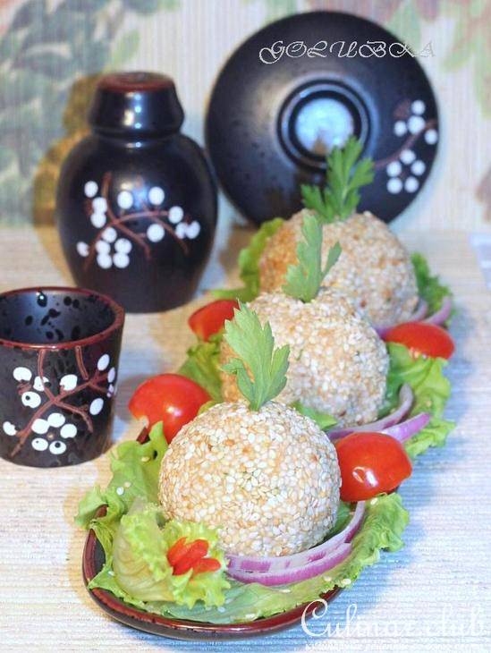 Салатные шарики из гусиного паштета