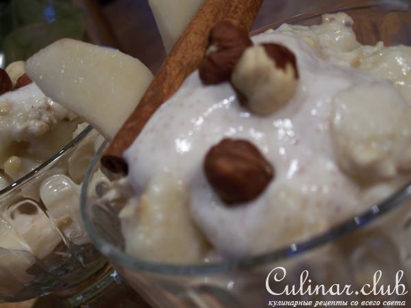 Салат из груш с орехами