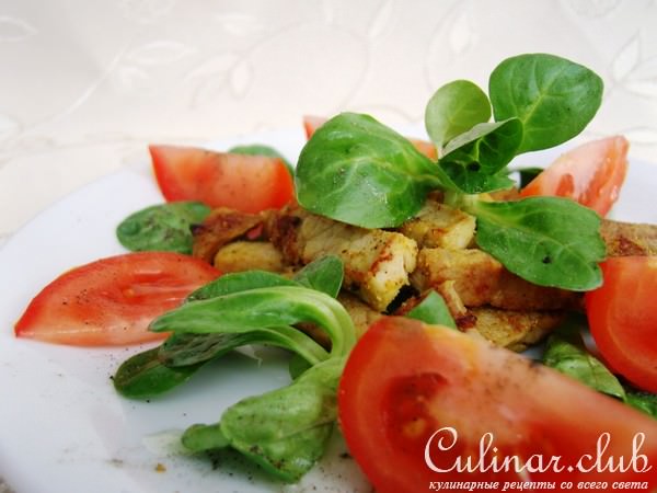 Салат Корн с мясом и помидорами