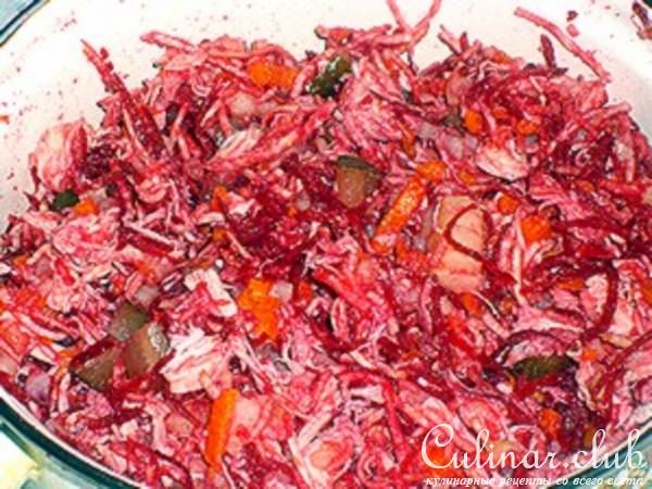 Овощной салат с курицей