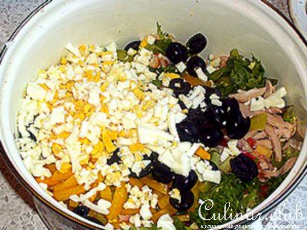 салат "Греция" с копченой курицей