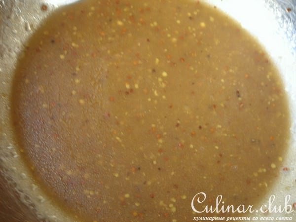 Салат с грудками, с двойным соусом