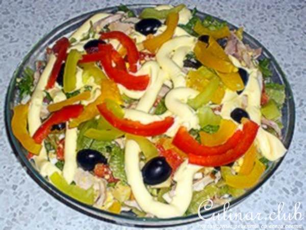 салат "Греция" с копченой курицей