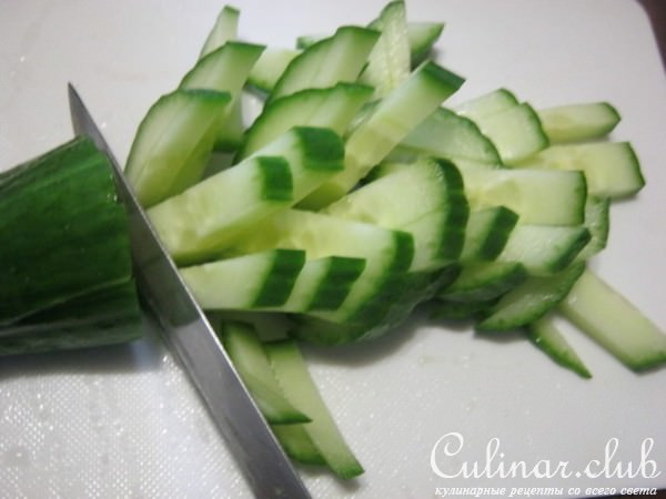 Салат из нута с овощами