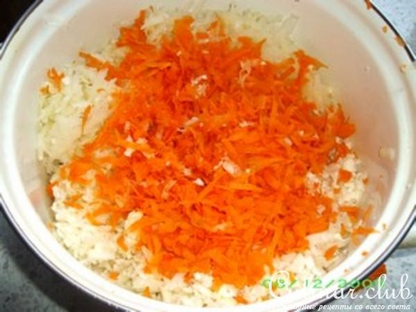Салат витаминный с кольраби