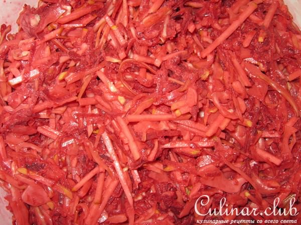 Розовый салат