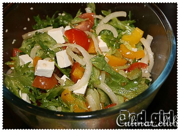 Салат овощной не для оценки,а просто делюсь весенним настроением :)