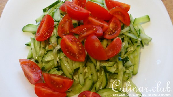 Витаминный салатик из овощей с кедровыми орешками